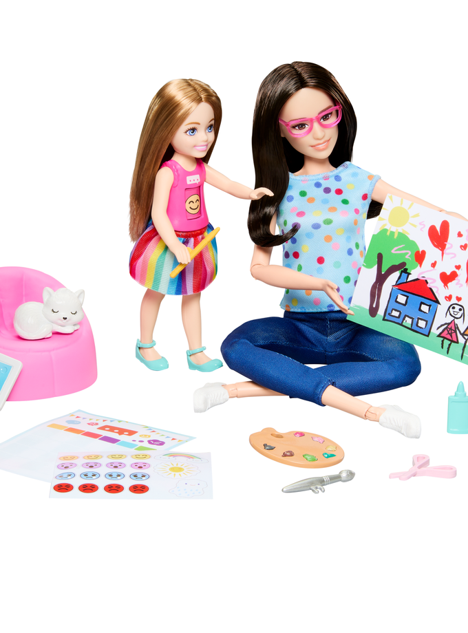 Barbie Art Therapy Playset With 2 Dolls, Pet & Accessories, Shirt On Small Doll Rotates Emoji Best Seller