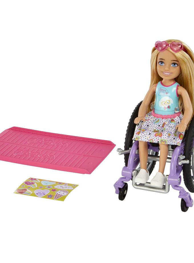 Barbie Chelsea Poupée Blonde et Fauteuil Roulant, 3+ Ans For Sale