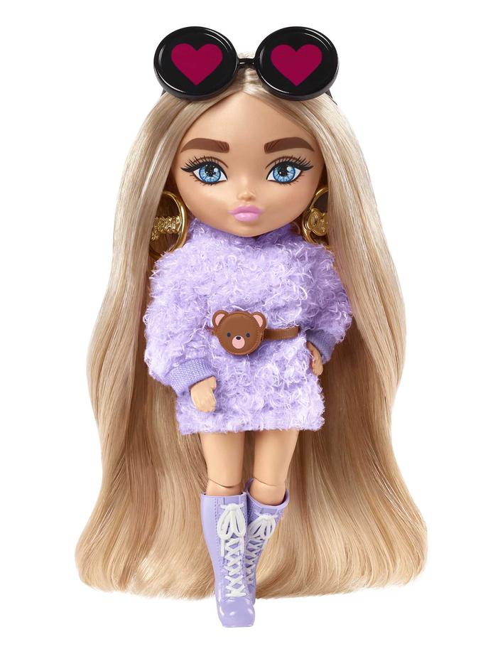 Barbie Extra Minis Doll #4 (5.5 in) in Fashion & Accessories, With Doll Stand On Sale