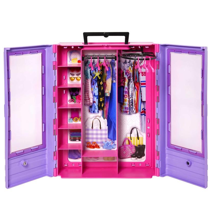 Barbie Fashionistas Poupée et Accessoires Armoire Mode For Sale