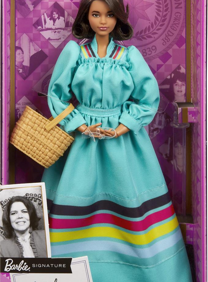 Barbie Inspiring Women Collectible Doll, Wilma Mankiller In Turquoise Dress New Arrival