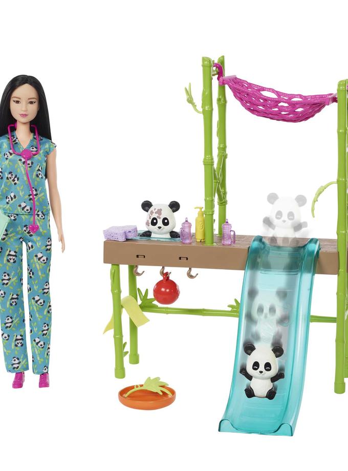 Barbie Le Sanctuaire des Pandas Coffret, Poupée et +20 Accessoires High Quality