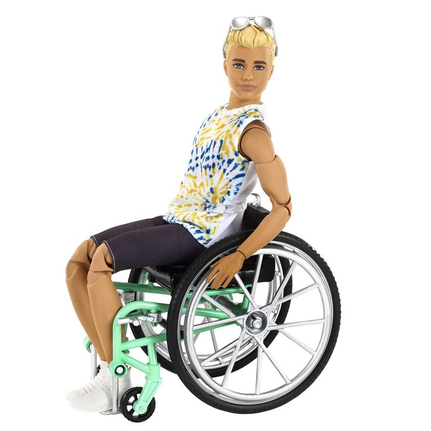 Ken Fashionistas Doll #167 With Wheelchair & Ramp Free shipping